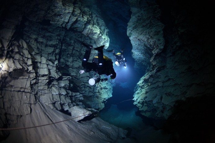 molnar-janos-cave-dive-barlang